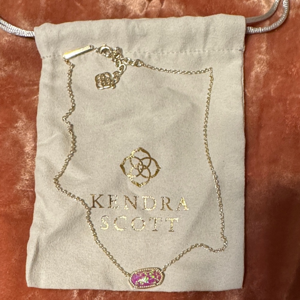 Kendra Scott Gold Necklace with Fuchsia Stone